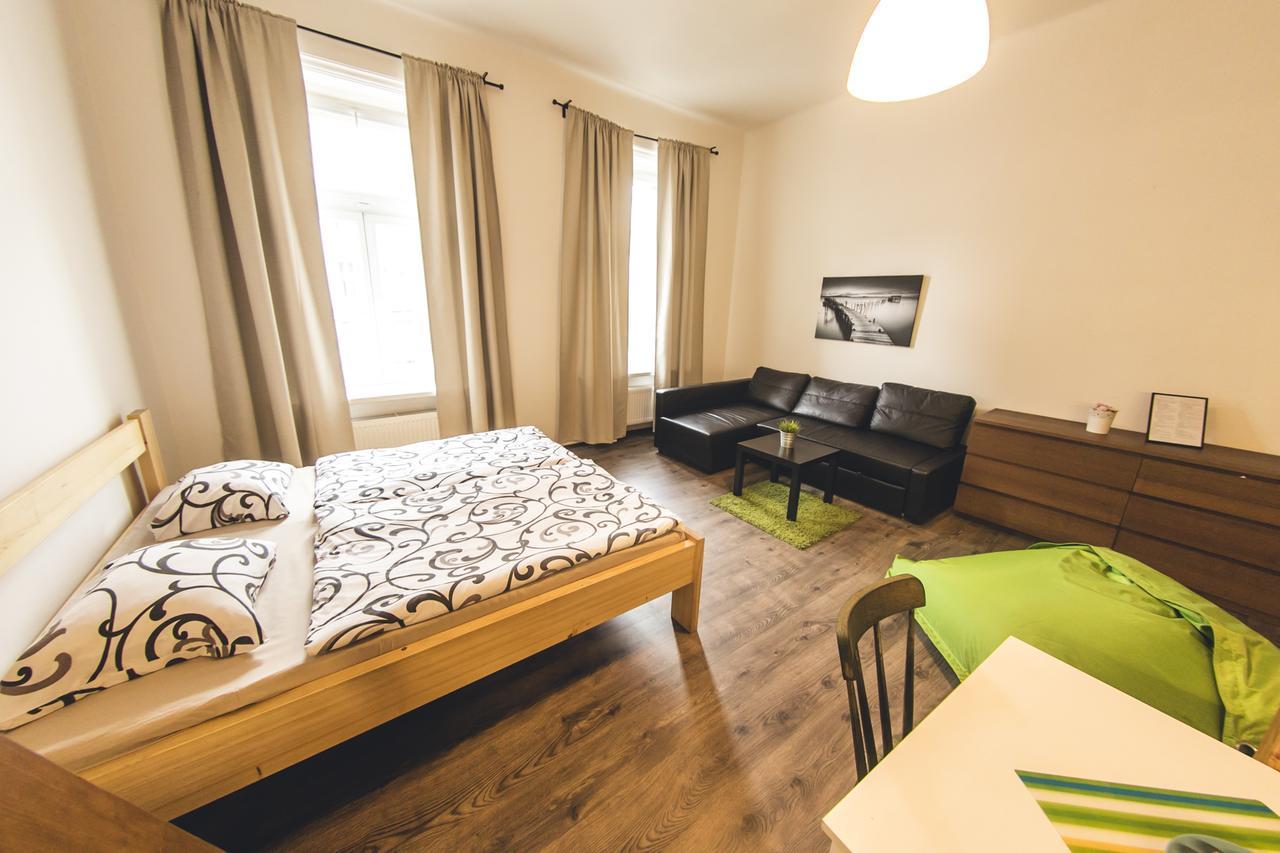Freedom Rooms & Apartments Prag Rum bild
